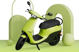 ఎలక్ట్రిక్ వెహికిల్స్‌ రంగంలో ఓ సారి దూకుడుగా దూసుకెళ్లిన ఓలా ఎలక్ట్రిక్‌ ఇప్పుడు తీవ్ర ఒత్తిడిని ఎదుర్కొంటోంది