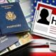 USCIS కార్యాలయం బయట వీసా సంబంధిత మార్పులపై చర్చిస్తున్న అధికారులు