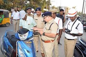 కరీంనగర్‌లో బైక్‌పై 277 ట్రాఫిక్ చలాన్లు, రూ.79,845 జరిమానా, ట్రాఫిక్ పోలీసులు బైక్‌ను సీజ్ చేసిన ఘటన
