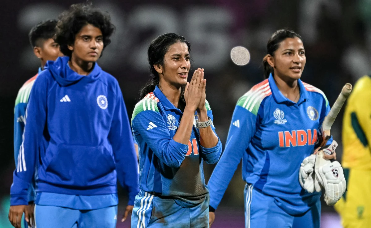 జెమిమా రోడ్రిగ్స్ ఆస్ట్రేలియాపై సెమీఫైనల్లో శతకం అనంతరం సంబరాలు జరుపుతున్న దృశ్యం