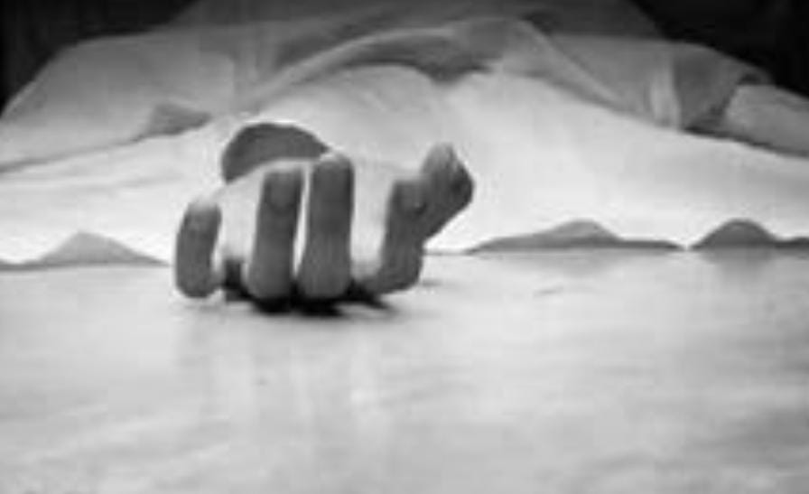 ఈ మధ్య కాలంలో చిన్న చిన్న కారణాలకే ఆత్మహత్యలు చేసుకుంటున్న ఘటనలు చాలానే వెలుగులోకి వస్తున్నాయి