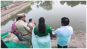 సమాచారం అందుకున్న కాకినాడ జిల్లా ఎస్పీ రాహుల్ మీనా స్వయంగా సంఘటనా స్థలాన్ని పరిశీలించారు.